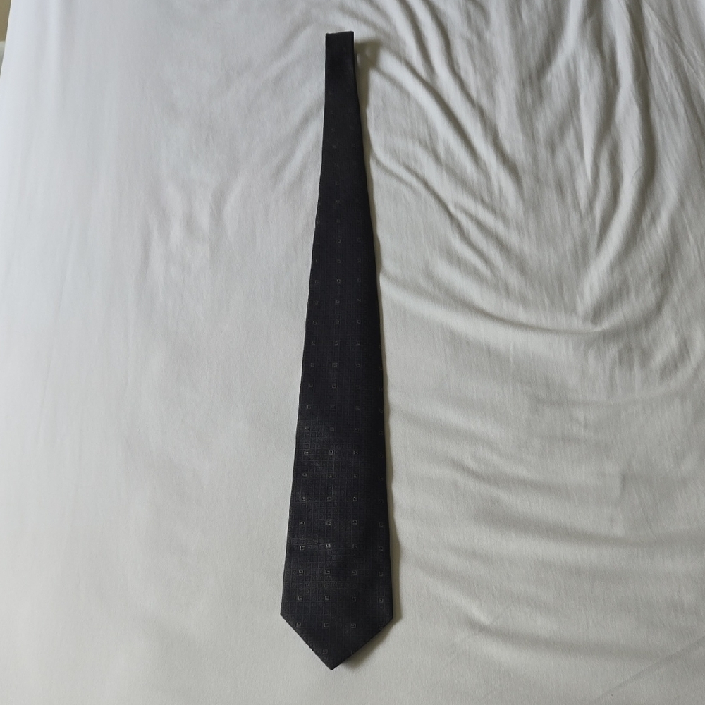 Gucci Classic Black Tie